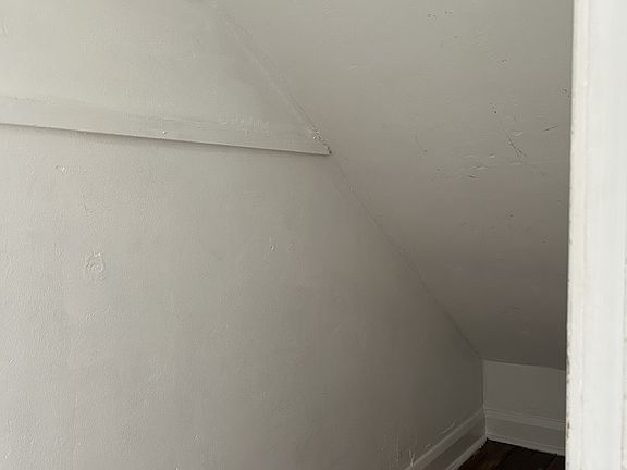 5th image of 1416 S Lorenzo Ave APT 1