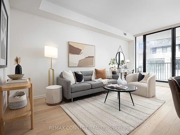 41 Dovercourt Rd #402 — Photo 3