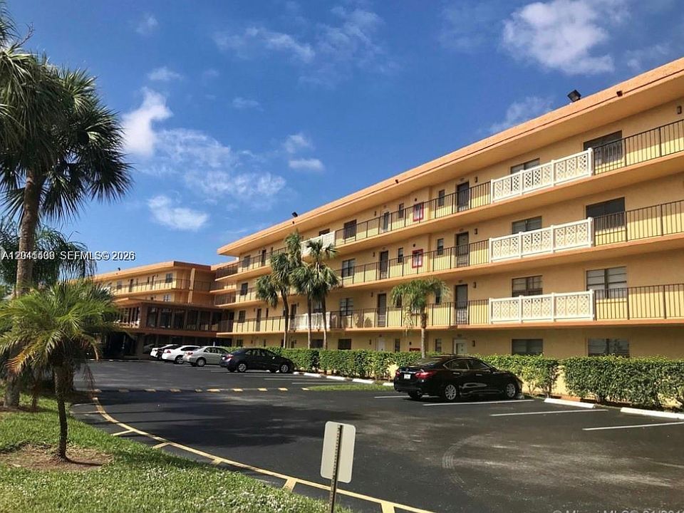 1st image of 9273 SW 8th St APT 311