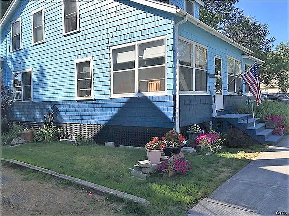 2nd image of 42773 Central Ave