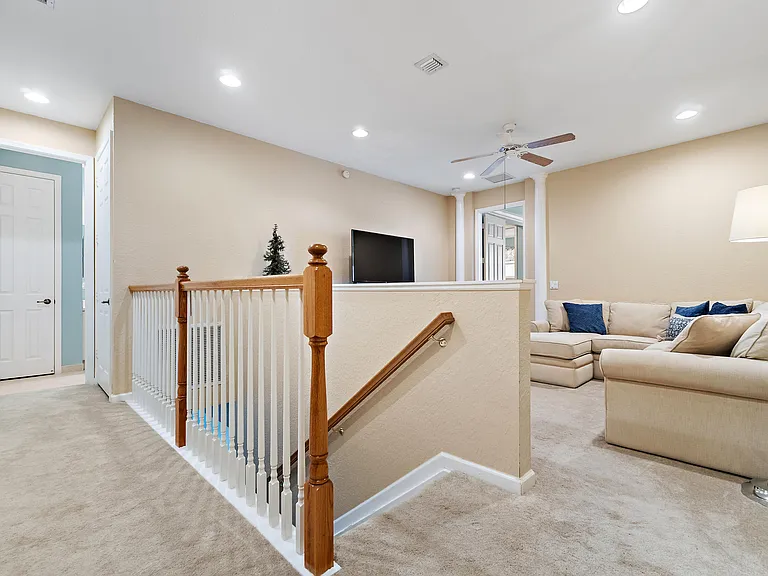 2170 SW Cape Cod Dr — Photo 15