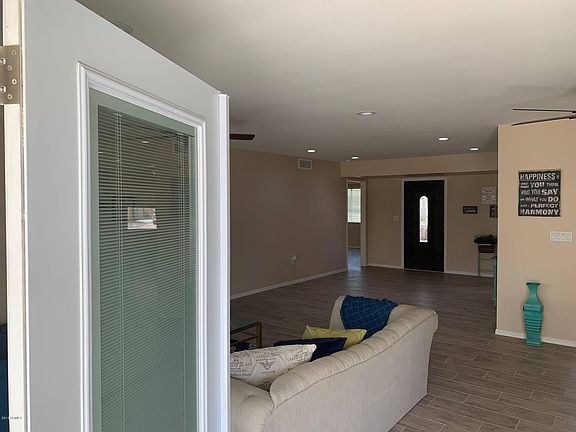 3rd image of 10904 W Tropicana Cir