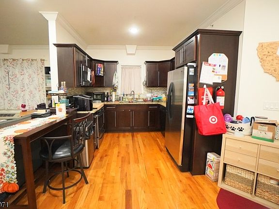 4th image of 6708 Jackson St #8