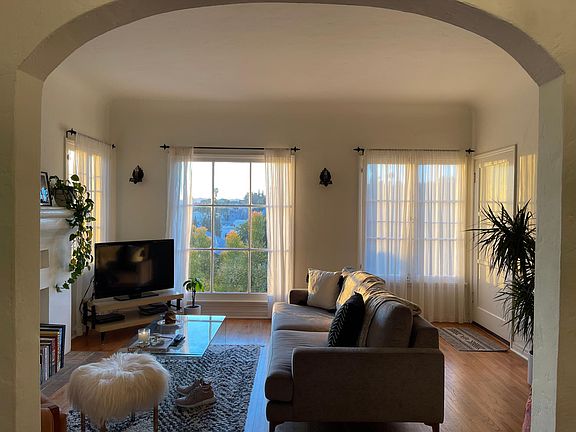 2nd image of 748 Parkman Ave