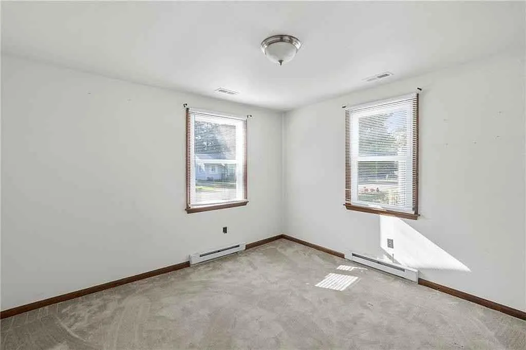 2 bed, 696 sqft, $1,514 — Photo 4