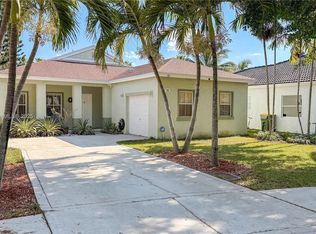 82 NW 4th St, Homestead, FL 33030