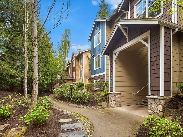 710 240th Way SE #D201 — Photo 3