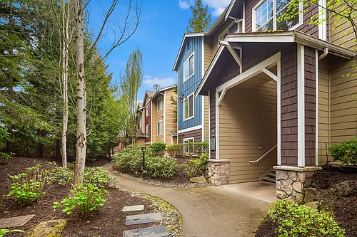 710 240th Way SE #D201 Photo 1