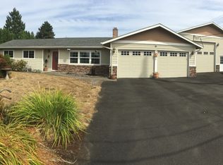 10405 NW Lakeshore Ave, Vancouver, WA