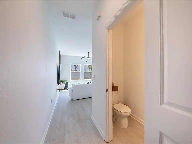 8688 Sportsman Loop — Photo 6