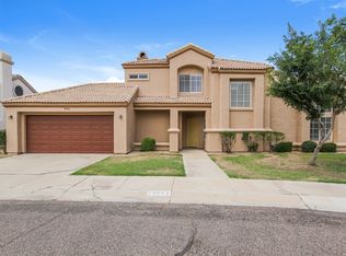 8902 W Caribbean Ln, Peoria, AZ 85381