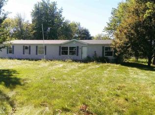 413 N 4th Ave, Chenoa, IL 61726