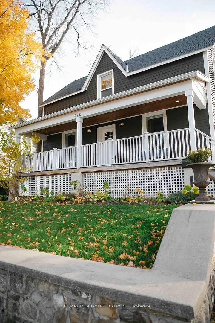 2 bed, $3,400 — Photo 3