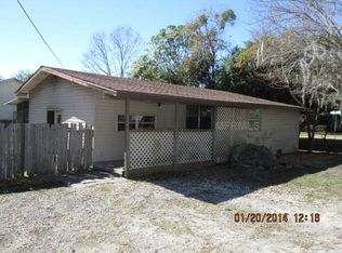 2420 Crescent Dr, Mount Dora, FL 32757