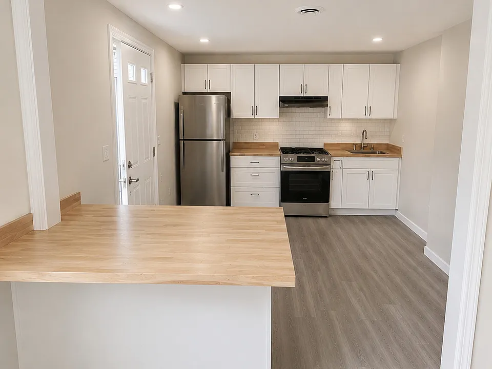 267 Branford Rd #201