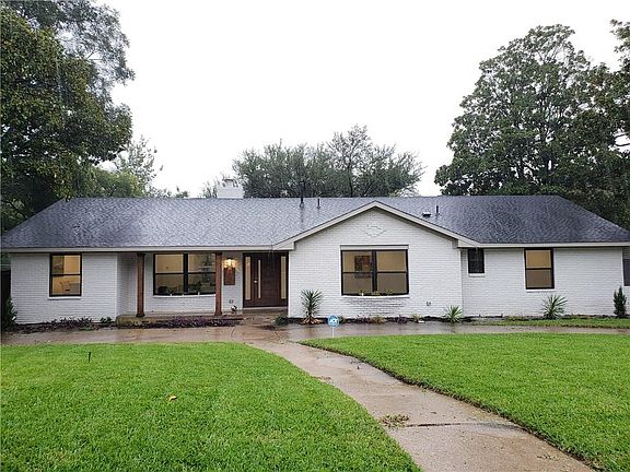 2nd image of 8246 San Leandro Dr