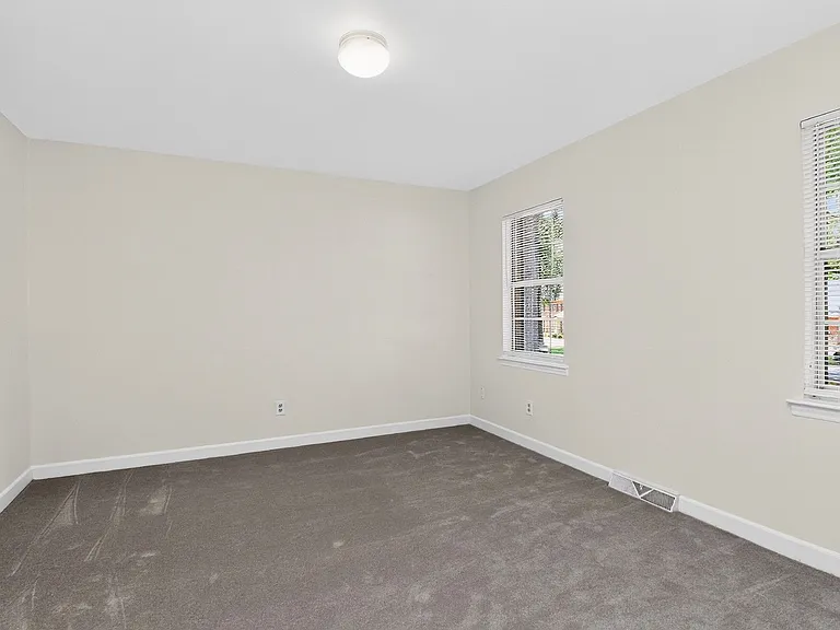 101 Cabell Way — Photo 20