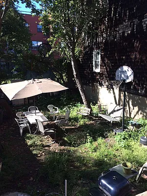 Rented by Realty Collective | media 8