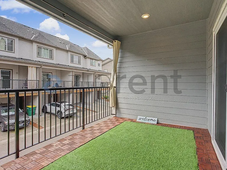 15975 NW Hosmer Ln — Photo 6
