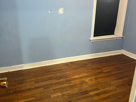 5th image of 3938 N Christiana Ave #B