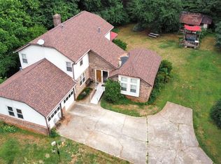 1022 Auburn Rd, Dacula, GA 30019