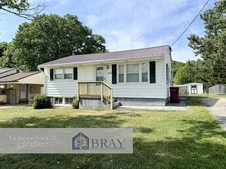 2412 Stewart St — Photo 1