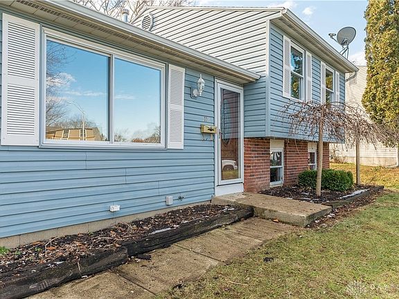 4th image of 119 Walden Farm Cir