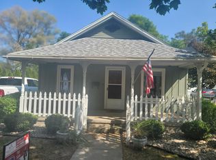 1306 Fournie St, Midland, MI 48640