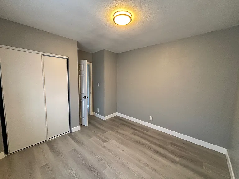 9230 S Figueroa St #4A — Photo 3