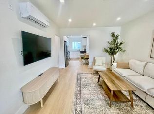 420 S Sepulveda Blvd APT 23, Los Angeles, CA 90049