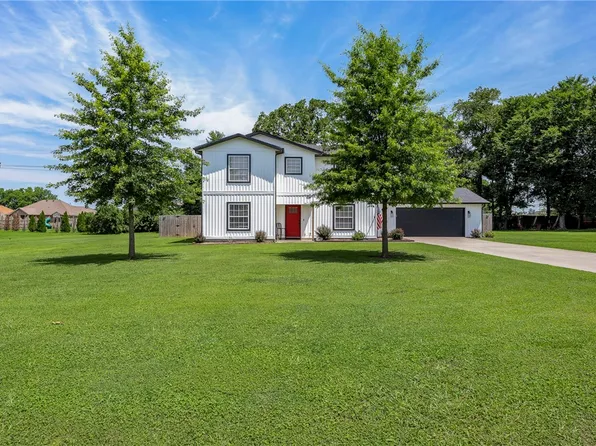 1716 S Billie Acres Pl, Lowell, AR 72745