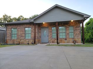 219 E Williams St, Sherman, TX 75090