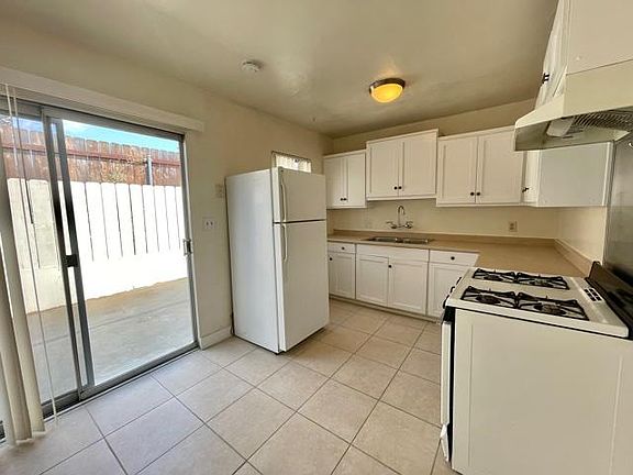 2nd image of 4265 Schoolridge Ln