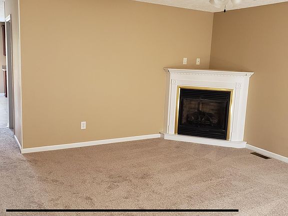 2nd image of 611 Northwynd Cir