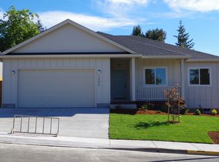 1505 Red Hills Pl, Cottage Grove, OR 97424