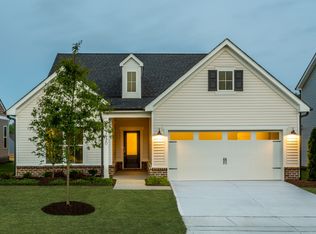 4006 Smith Mountain Dr, Fuquay Varina, NC 27526