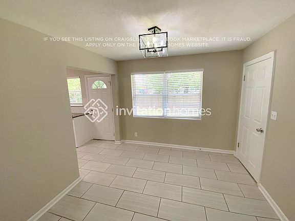 3rd image of 4425 Anvers Blvd
