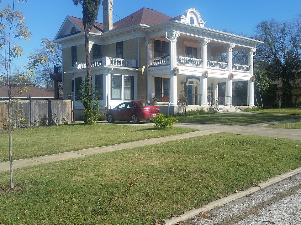 Front Side View