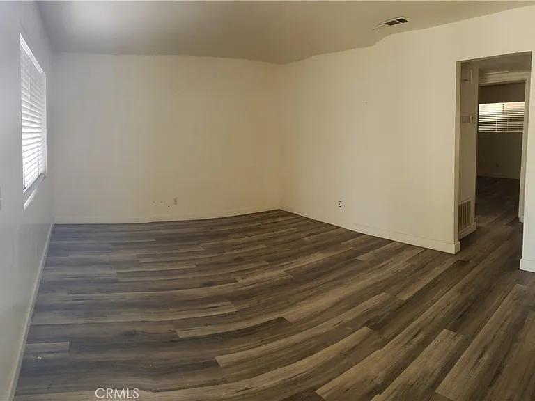 2125 San Bernardo Ave — Photo 2