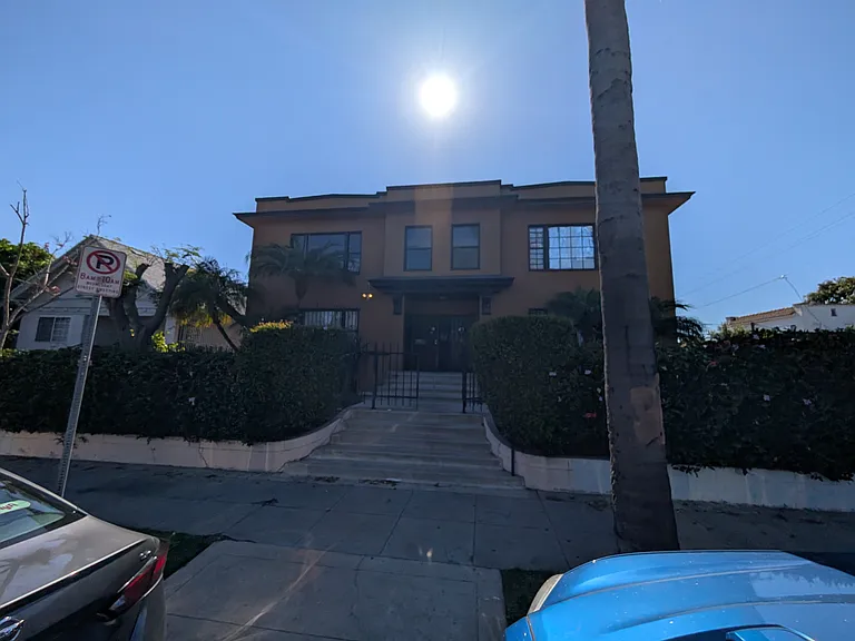 4053 S Budlong Ave #1/2 — Photo 16