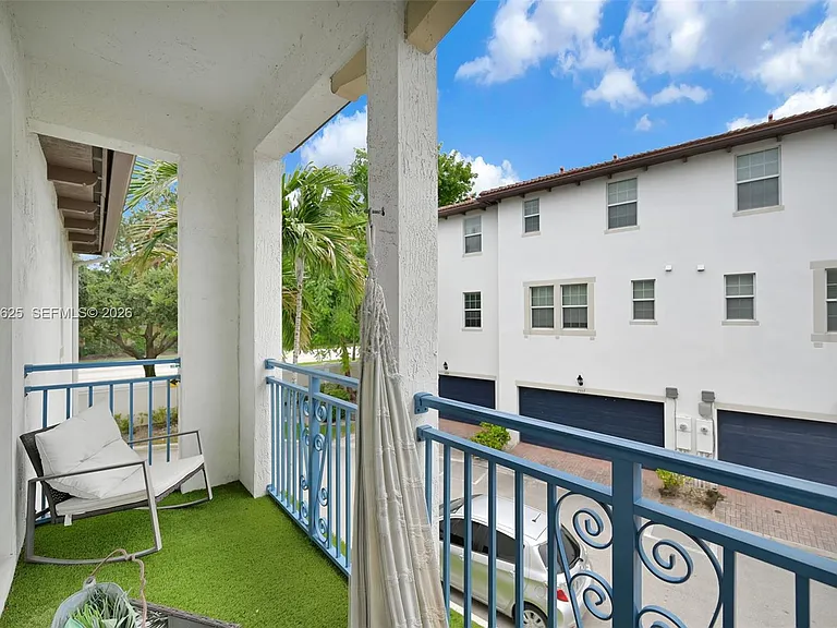 11940 SW 25th Ct #2 — Photo 30
