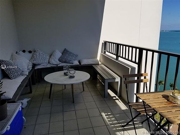 2nd image of 520 Brickell Key Dr APT A1511