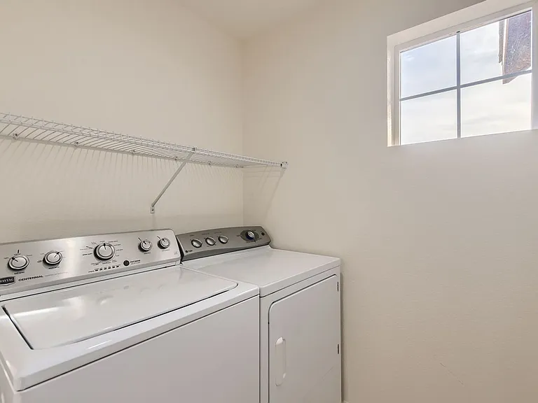645 W 171st Pl — Photo 5