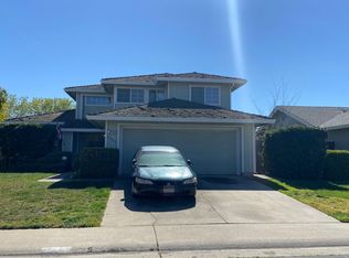 9246 Thoroughbred Way, Elk Grove, CA 95624