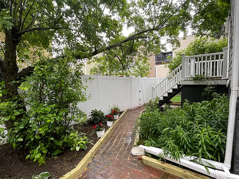 125 Spring St #1 — Photo 40