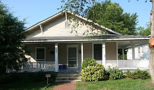 927 Alabama Ave #B Photo 1