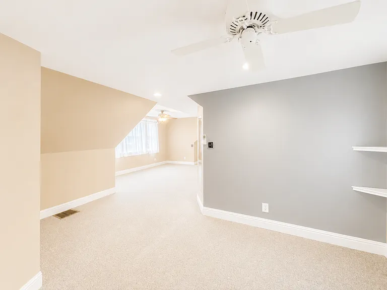 414 Cornell Pl — Photo 18
