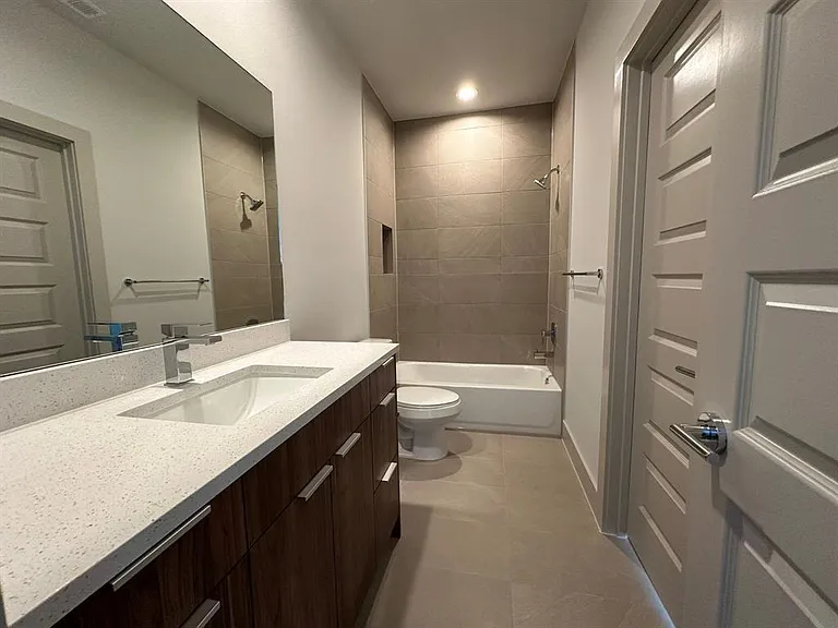 6804 Troya Ln — Photo 26