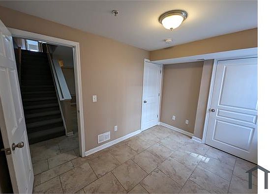 2nd image of 1949 N Gratz St APT A