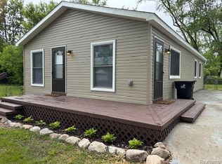 1005 Stanley Ave, Pontiac, MI 48340